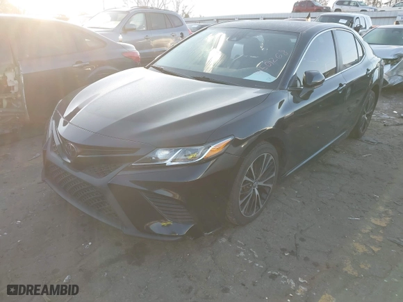 2020 Toyota Camry SE with VIN 4T1G11AK4LU913113, listed as a IAAI auction lot 41501268 with 120,000 mi miles. Bid and sale history available at carsss.com. Image 17.