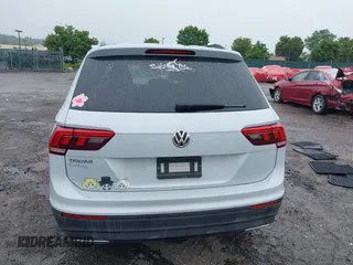 2019 Volkswagen Tiguan S with VIN 3VV0B7AX7KM031438, listed as a IAAI auction lot 42367337 with Not provided miles and . Bid and sale history available at DreamBid. Image 16.