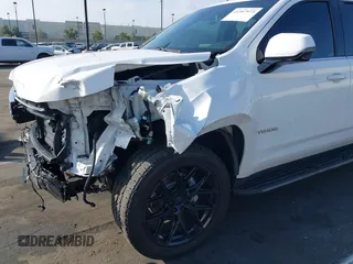 2021 Chevrolet Tahoe LT с VIN 1GNSCNKD5MR101752, выставлен на аукционе IAAI как лот 41597973 с пробегом 50 987 миль миль и . История ставок и продаж доступна на DreamBid. Изображение 12.