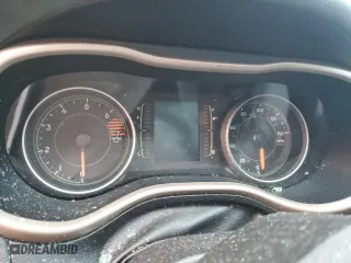 2016 Jeep Cherokee Altitude with VIN 1C4PJMCB6GW154378, listed as a Copart auction lot 80642934 with 0 mi miles and Non Repairable. Bid and sale history available at carsss.com. Image 9.