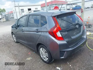 2015 Honda Fit LX with VIN 3HGGK5H5XFM744332, listed as a IAAI auction lot 42149999 with 91,101 mi miles. Bid and sale history available at carsss.com. Image 3.