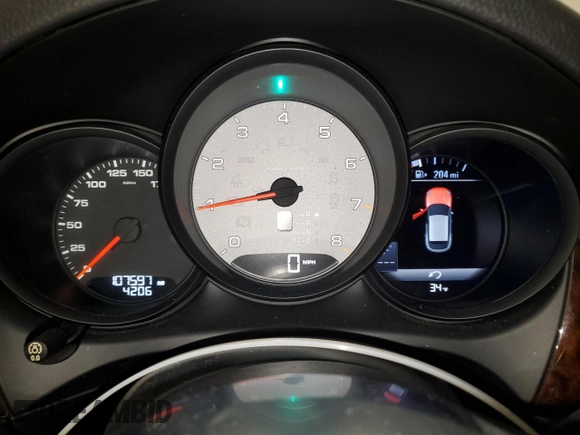 2017 Porsche Macan S with VIN WP1AB2A5XHLB20949, listed as a Copart auction lot 44202975 with 107,597 mi miles and Salvage Title. Bid and sale history available at DreamBid. Image 9.