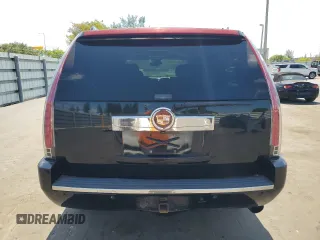 2007 Cadillac Escalade ESV z VIN 1GYFK66827R259190, wystawiony jako Copart lot #58080605 z przebiegiem 122 481 mil mil oraz Szkody całkowita. Historia ofert i sprzedaży dostępna na DreamBid. Obrazek 6.