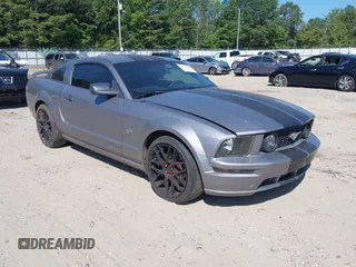 2006 Ford Mustang GT Deluxe with VIN 1ZVFT82H265198298, listed as a IAAI auction lot 42845581 with 198,600 mi miles and . Bid and sale history available at DreamBid. Image 1.