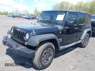 2018 Jeep Wrangler JK Unlimited Sport S with VIN 1C4BJWDG9JL816592, listed as a IAAI auction lot 42187279 with 91,169 mi miles. Bid and sale history available at carsss.com. Image 17.