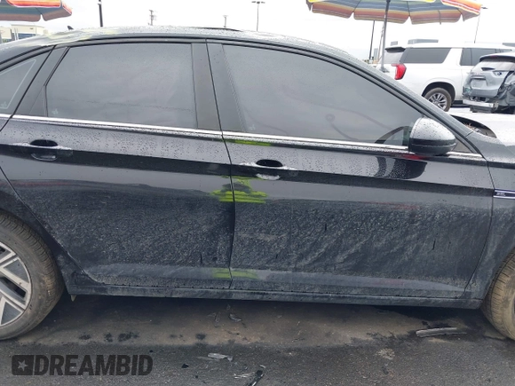 2020 Volkswagen Jetta SEL with VIN 3VWE57BU9LM085726, listed as a IAAI auction lot 41776744 with 81,393 mi miles and . Bid and sale history available at DreamBid. Image 14.