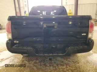 2018 Toyota Tacoma SR5 z VIN 3TMEZ5CN3JM072275, wystawiony jako Copart lot #56141695 z przebiegiem Nie podano mil oraz Czysty tytuł • Clean title. Historia ofert i sprzedaży dostępna na DreamBid. Obrazek 6.