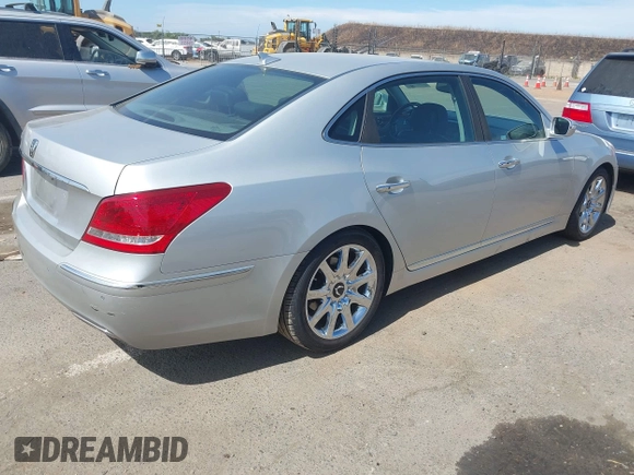 2012 Hyundai Equus Signature с VIN KMHGH4JH0CU052823, выставлен на аукционе IAAI как лот 42672112 с пробегом 155 363 миль миль и . История ставок и продаж доступна на DreamBid. Изображение 4.