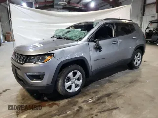 2018 Jeep Compass Latitude z VIN 3C4NJDBB9JT114849, wystawiony jako Copart lot #48552875 z przebiegiem 103 149 mil mil oraz Nie do naprawy. Historia ofert i sprzedaży dostępna na DreamBid. Obrazek 1.