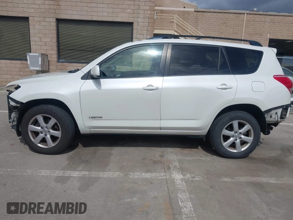 2006 Toyota RAV4 Limited with VIN JTMBK31V665006220, listed as a IAAI auction lot 41922963 with 207,389 mi miles. Bid and sale history available at carsss.com. Image 15.