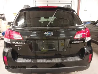 2014 Subaru Outback Limited with VIN 4S4BRCLC8E3310260, listed as a IAAI auction lot 41770376 with 176,687 mi miles and . Bid and sale history available at DreamBid. Image 17.