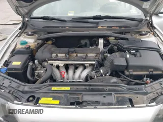 2004 Volvo S60 с VIN YV1RS61T842410353, выставлен на аукционе IAAI как лот 41880811 с пробегом 94 697 миль миль и . История ставок и продаж доступна на DreamBid. Изображение 10.