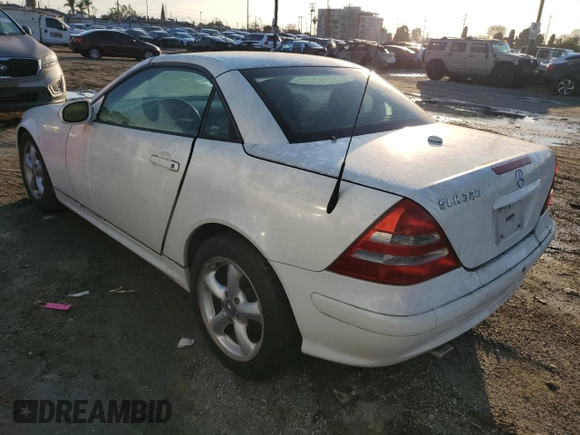 2003 Mercedes-Benz SLK 320 with VIN WDBKK65F23F285934, listed as a Copart auction lot 42821025 with 67,033 mi miles and Clean title. Bid and sale history available at DreamBid. Image 2.