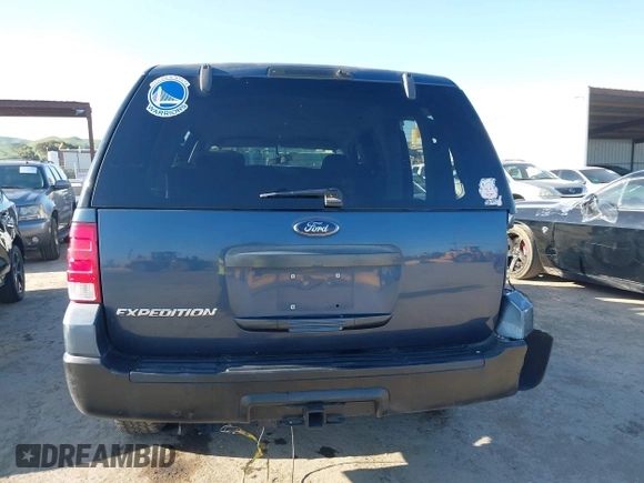 2004 Ford Expedition XLS with VIN 1FMRU13W24LB91776, listed as a IAAI auction lot 41756248 with 1 mi miles. Bid and sale history available at carsss.com. Image 17.