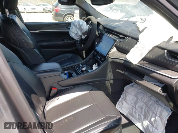 2024 Jeep Grand Cherokee Limited with VIN 1C4RJKBG2R8531452, listed as a IAAI auction lot 42099767 with 13,398 mi miles and . Bid and sale history available at DreamBid. Image 5.