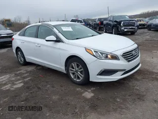 2017 Hyundai Sonata SE with VIN 5NPE24AF2HH490904, listed as a IAAI auction lot 41881616 with 100,114 mi miles. Bid and sale history available at carsss.com. Image 1.