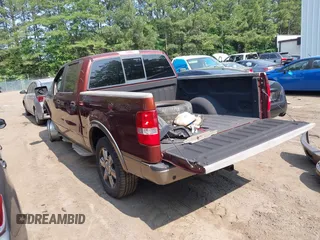 2006 Ford F-150 XLT z VIN 1FTPW14V66KC85941, wystawiony jako IAAI lot #42417636 z przebiegiem 226 057 mil mil oraz . Historia ofert i sprzedaży dostępna na DreamBid. Obrazek 3.