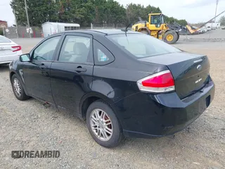 2008 Ford Focus SE with VIN 1FAHP35N38W241943, listed as a IAAI auction lot 41961279 with 187,752 mi miles. Bid and sale history available at carsss.com. Image 3.