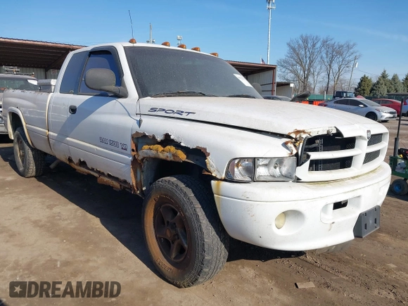 2001 Dodge 1500 with VIN 3B7HF13Z81G238726, listed as a IAAI auction lot 41732555 with 247,014 mi miles. Bid and sale history available at carsss.com. Image 1.