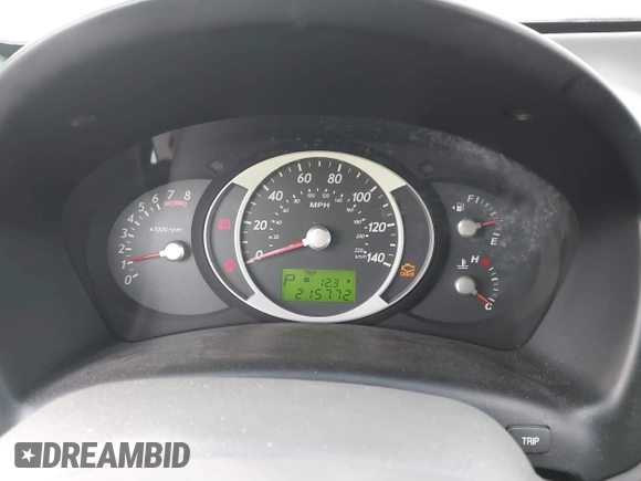 2007 Hyundai Tucson GLS with VIN KM8JM12B37U587239, listed as a IAAI auction lot 41787475 with 215,772 mi miles. Bid and sale history available at carsss.com. Image 7.