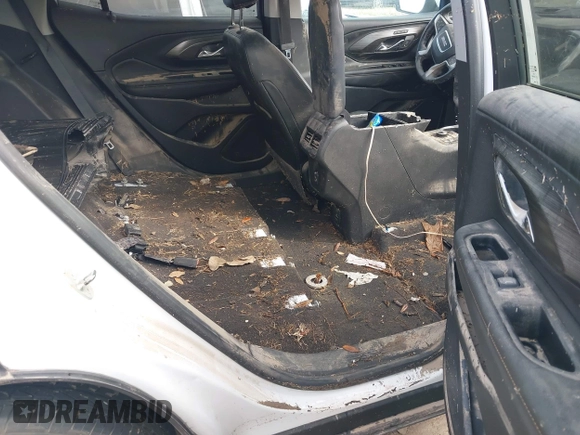 2020 GMC Terrain SLT with VIN 3GKALPEV4LL306123, listed as a IAAI auction lot 41919696 with Not provided miles and . Bid and sale history available at DreamBid. Image 8.