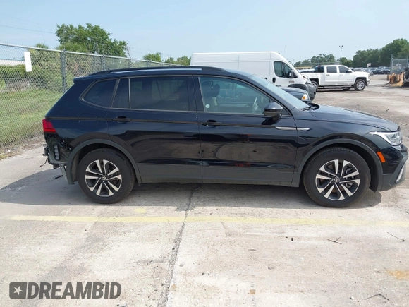 2024 Volkswagen Tiguan S with VIN 3VVRB7AX4RM201384, listed as a IAAI auction lot 42401212 with 11,986 mi miles and . Bid and sale history available at DreamBid. Image 14.