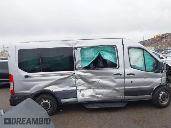 2019 Ford Transit Passenger XL with VIN 1FBAX2CM0KKA73861, listed as a IAAI auction lot 41494070 with 29,556 mi miles. Bid and sale history available at carsss.com. Image 13.