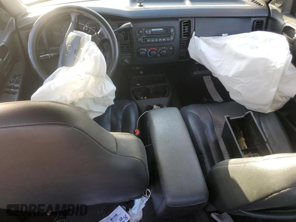2002 Dodge Dakota Sport with VIN 1B7HG38N82S697439, listed as a Copart auction lot 44282155 with 239,414 mi miles and Salvage Title. Bid and sale history available at carsss.com. Image 8.