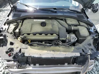 2012 Volvo S60 T6 z VIN YV1902FH8C2052544, wystawiony jako Copart lot #56853395 z przebiegiem 159 646 mil mil oraz Szkody całkowita. Historia ofert i sprzedaży dostępna na DreamBid. Obrazek 11.