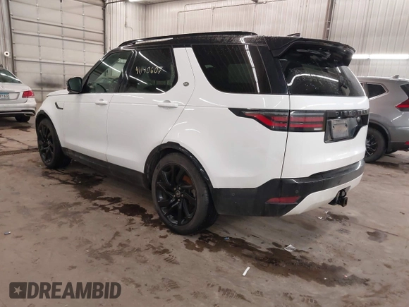 2022 Land Rover Discovery with VIN SALRT2EX0N2464071, listed as a IAAI auction lot 41140607 with 50,671 mi miles and . Bid and sale history available at DreamBid. Image 3.