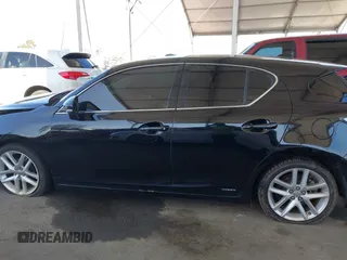 2015 Lexus CT 200h z VIN JTHKD5BHXF2237930, wystawiony jako IAAI lot #42261009 z przebiegiem 195 014 mil mil oraz . Historia ofert i sprzedaży dostępna na DreamBid. Obrazek 14.