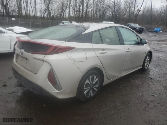 2017 Toyota Prius Prime Plus with VIN JTDKARFP1H3004602, listed as a Copart auction lot 52195545 with 215,986 mi miles and Clean Title. Bid and sale history available at carsss.com. Image 3.