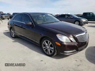 2011 Mercedes-Benz E 350 Luxury with VIN WDDHF5GB6BA465150, listed as a Copart auction lot 45989795 with 95,896 mi miles and Salvage Title. Bid and sale history available at DreamBid. Image 4.