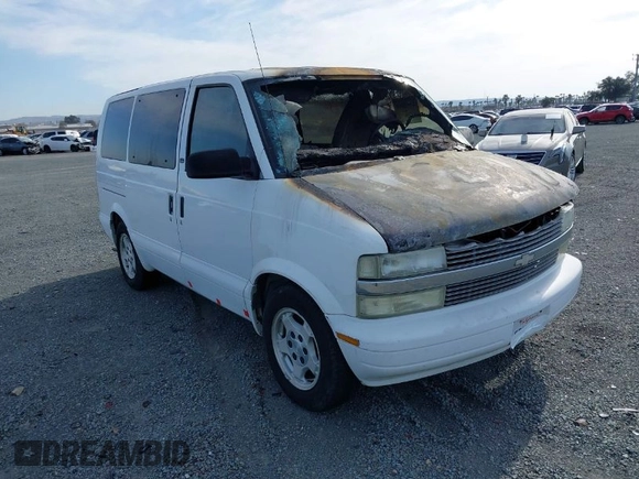 2005 Chevrolet Astro with VIN 1GNDM19X25B113690, listed as a IAAI auction lot 41758764 with Not Provided miles. Bid and sale history available at carsss.com. Image 1.