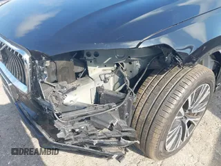 2022 Volvo XC90 Momentum с VIN YV4A221K7N1781589, выставлен на аукционе IAAI как лот 42112991 с пробегом 47 342 миль миль и . История ставок и продаж доступна на DreamBid. Изображение 17.