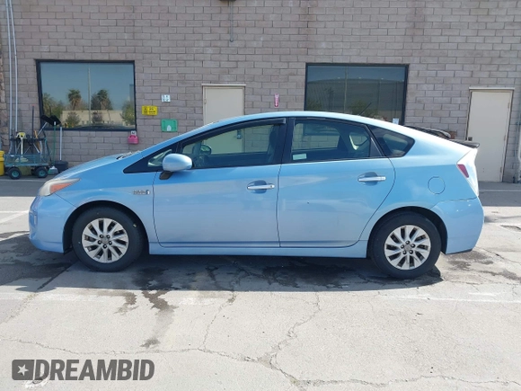 2013 Toyota Prius with VIN JTDKN3DP8D3043007, listed as a IAAI auction lot 41969696 with 659,037 mi miles and . Bid and sale history available at DreamBid. Image 15.