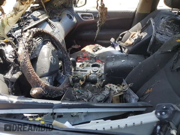 2014 Nissan Pathfinder SL with VIN 5N1AR2MM0EC700931, listed as a Copart auction lot 55628675 with Not provided miles and Salvage title. Bid and sale history available at DreamBid. Image 7.