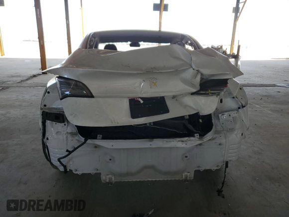 2019 Tesla Model 3 Mid Range with VIN 5YJ3E1EA0KF435613, listed as a Copart auction lot 86916314 with 25,663 mi miles and Salvage Title. Bid and sale history available at carsss.com. Image 6.