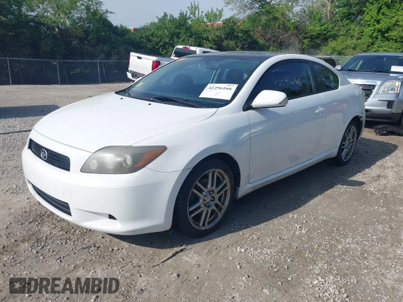 2009 Scion tC z VIN JTKDE167890297232, wystawiony jako IAAI lot #42256166 z przebiegiem 156 595 mil mil oraz . Historia ofert i sprzedaży dostępna na DreamBid. Obrazek 2.