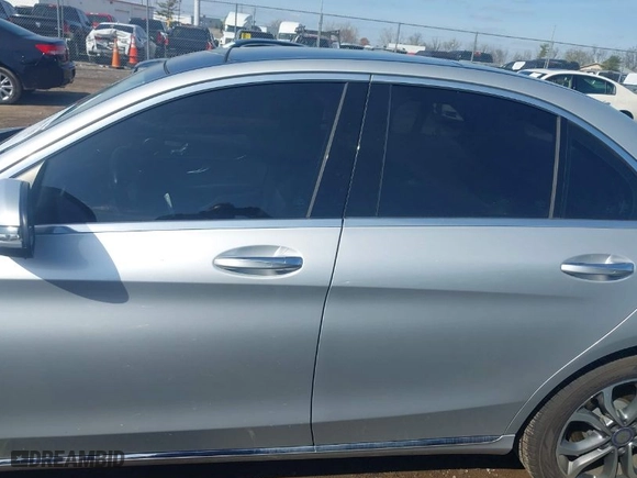 2016 Mercedes-Benz C-Class C 300 Luxury with VIN 55SWF4KB1GU177620, listed as a IAAI auction lot 41907703 with 115,779 mi miles. Bid and sale history available at carsss.com. Image 15.