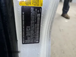 2018 BMW M2 z VIN WBS1J5C5XJVD37006, wystawiony jako Copart lot #71951884 z przebiegiem 52 530 mil mil oraz Szkoda całkowita • Salvage title. Historia ofert i sprzedaży dostępna na DreamBid. Obrazek 15.