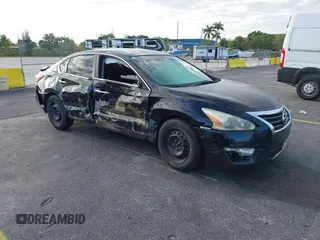 2015 Nissan Altima 2.5 S with VIN 1N4AL3AP9FN918503, listed as a IAAI auction lot 41997883 with 111,336 mi miles. Bid and sale history available at carsss.com. Image 1.