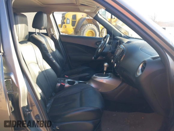 2013 Nissan Juke SL with VIN JN8AF5MV5DT224184, listed as a IAAI auction lot 41702851 with 160,000 mi miles and . Bid and sale history available at carsss.com. Image 5.