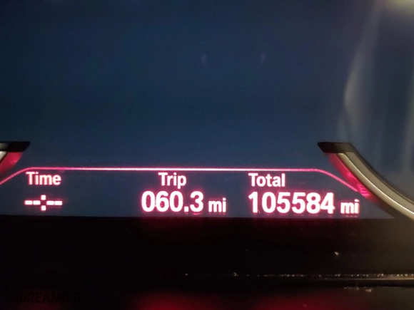 2019 BMW X6 sDrive35i with VIN 5UXKU0C5XK0S97686, listed as a IAAI auction lot 40436492 with 105,584 mi miles. Bid and sale history available at carsss.com. Image 7.