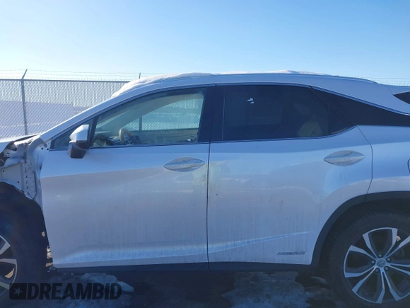 2017 Lexus RX with VIN 2T2BGMCA5HC008706, listed as a IAAI auction lot 41237043 with 91,065 mi miles. Bid and sale history available at carsss.com. Image 15.