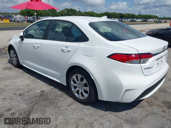 2022 Toyota Corolla LE with VIN 5YFEPMAE0NP358957, listed as a IAAI auction lot 42167553 with 48,339 mi miles and . Bid and sale history available at carsss.com. Image 3.
