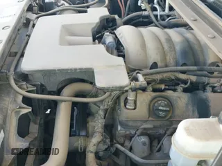 2018 Chevrolet Suburban LT z VIN 1GNSKHKC7JR223312, wystawiony jako IAAI lot #42824285 z przebiegiem 83 667 mil mil oraz . Historia ofert i sprzedaży dostępna na DreamBid. Obrazek 21.