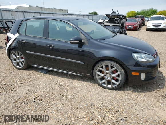 2013 Volkswagen GTI Driver's Edition z VIN WVWHV7AJXDW139382, wystawiony jako Copart lot #52128055 z przebiegiem 78 233 mil mil oraz Szkoda całkowita • Salvage title. Historia ofert i sprzedaży dostępna na DreamBid. Obrazek 4.