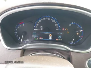 2015 Cadillac SRX Luxury Collection with VIN 3GYFNBE34FS586823, listed as a IAAI auction lot 41554760 with 176,425 mi miles and . Bid and sale history available at carsss.com. Image 7.