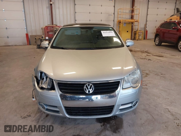 2007 Volkswagen Eos 2.0T with VIN WVWBA71F67V040775, listed as a IAAI auction lot 41913098 with 98,554 mi miles and . Bid and sale history available at DreamBid. Image 12.